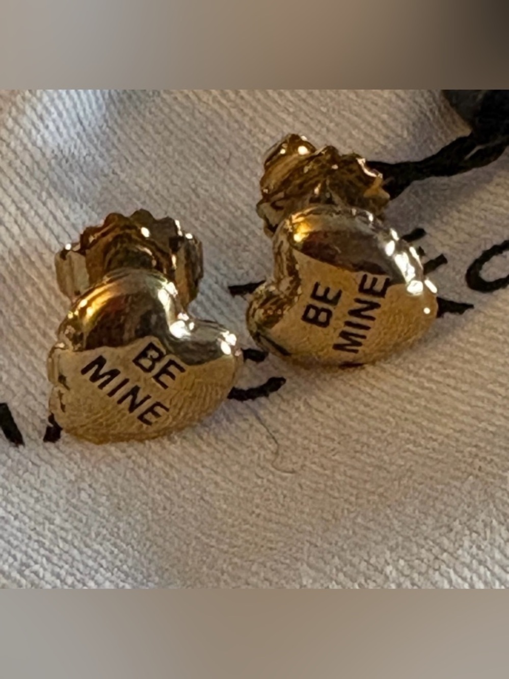 NWT MARC JACOBS GOLD BALLOON HEART EARRINGS